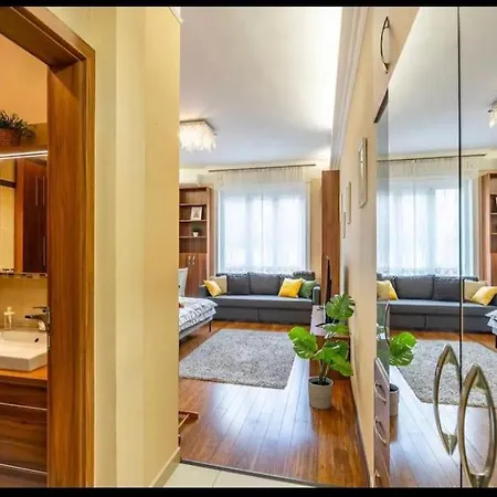 Luxury Design Flat In The Center * Budapesta